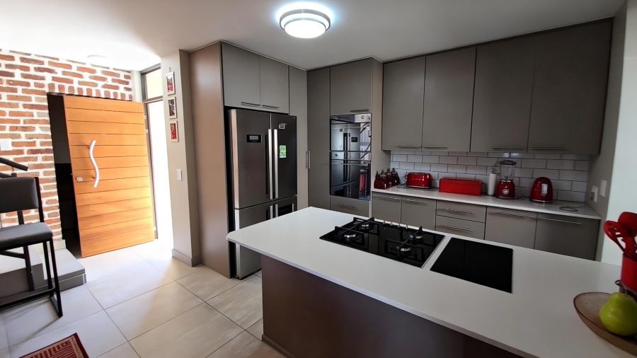 3 Bedroom Property for Sale in La Camargue Private Country Estate North West